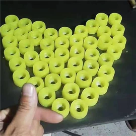 筛分设备;开采选矿设备;输送设备配件