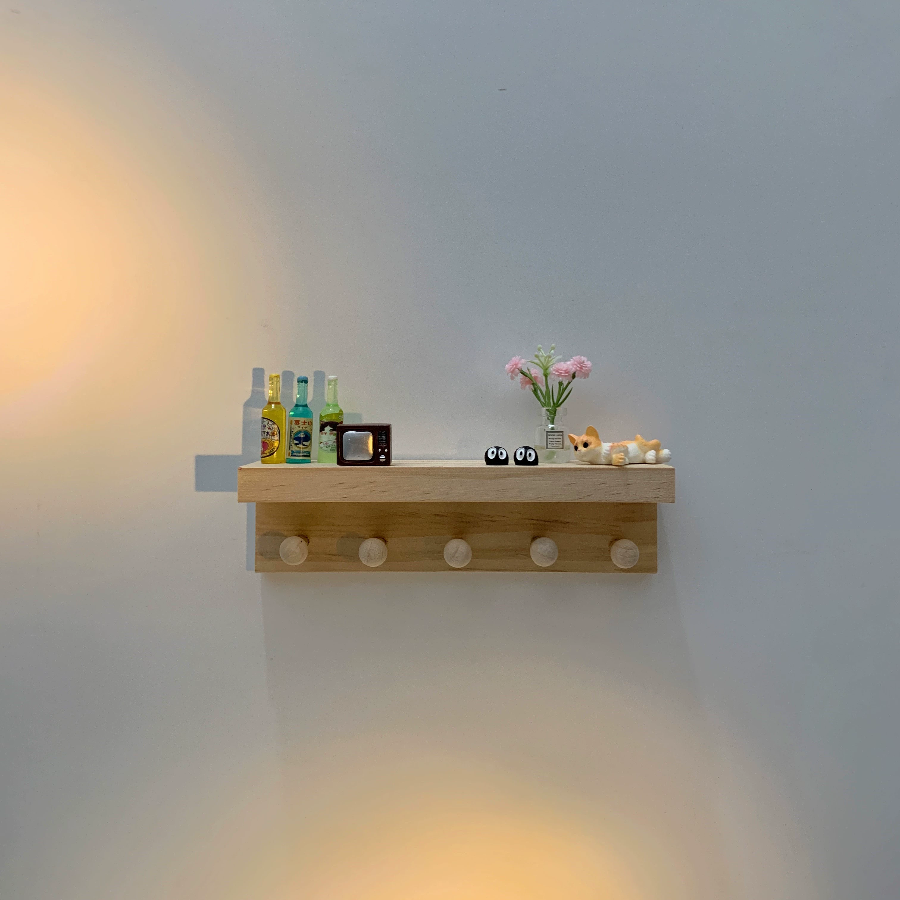 Creative entrance porch hook, key hook, solid wood wall-mounted storage rack, modern simple ornaments decoration