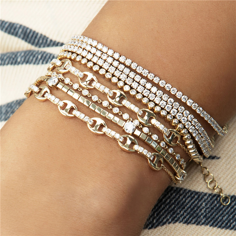 Moda europea y americana INS cruz de superposición creativa cadena de serpiente plana pulsera de todo fósforo traje de todo fósforo de moda