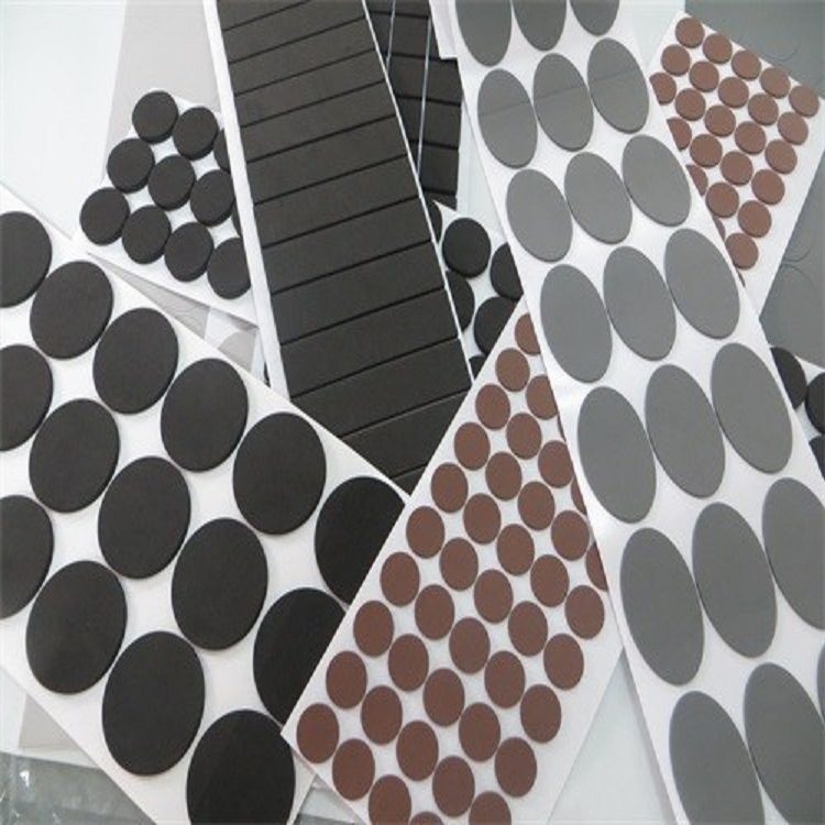 厂家供应自粘双面EVA泡棉胶垫 黑色EVA脚垫 圆形EVA泡棉脚垫