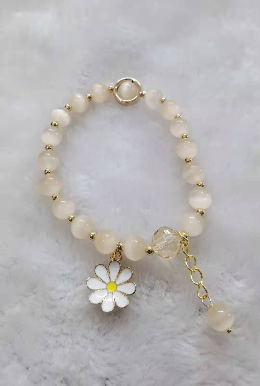 17g Weight Bracelets Classification 1 Piece Quantity Daily Occasion Crystal Material Chrysanthemum Pattern Women'S Gender Beaded Design Fashion Style 1 Piece Fashion Chrysanthemum Crystal Beaded Women's Bracelets 12