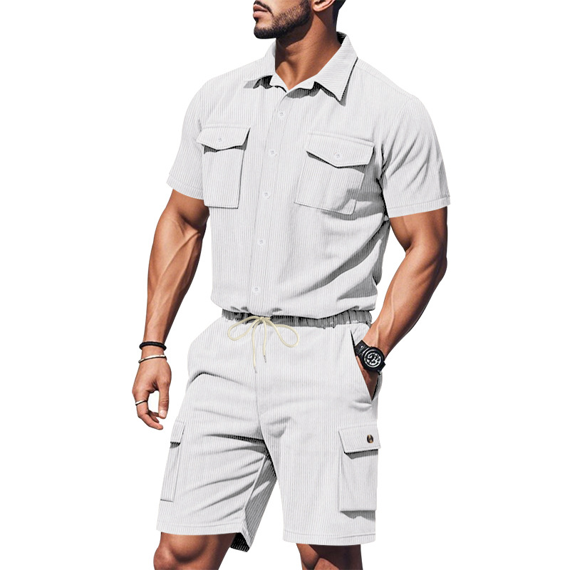 Completo estivo da uomo, casual, ampio, in velluto a coste, con camicia da lavoro a maniche corte e pantaloncini, stile europeo/americano._voghion.com