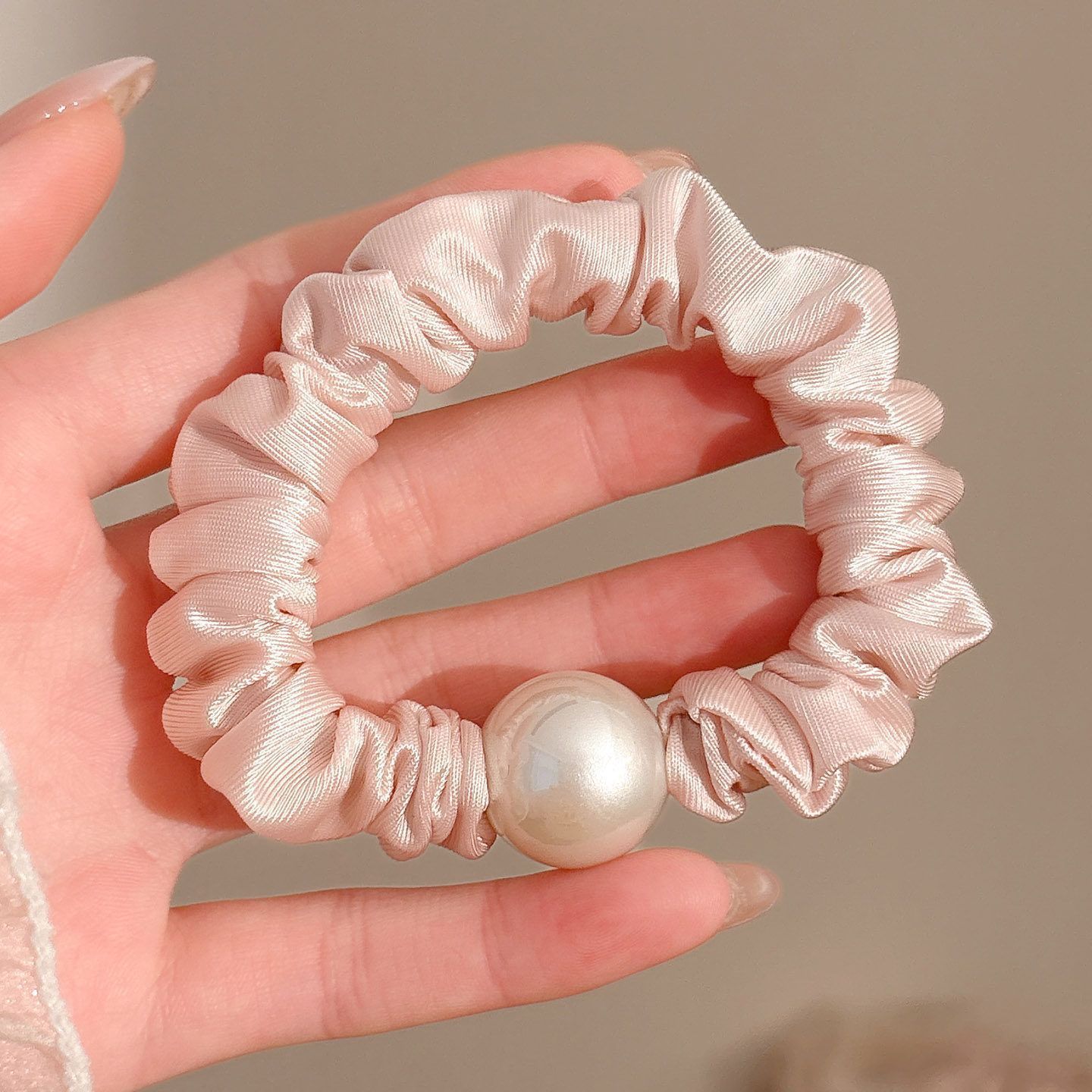 Cuerdas de cabello de viento pastoral pequeñas y altos valores faciales, anillo de cabello de intestino grande, sensación de una niña de banda de goma flácida, cuerdas de malla de banda de bola de cabeza