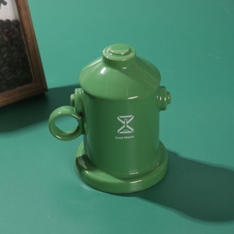 Muchos tipos de tazas de agua creativas y extrañas tazas de café de cerámica simples tazas personales tazas prácticas regalos de cumpleaños