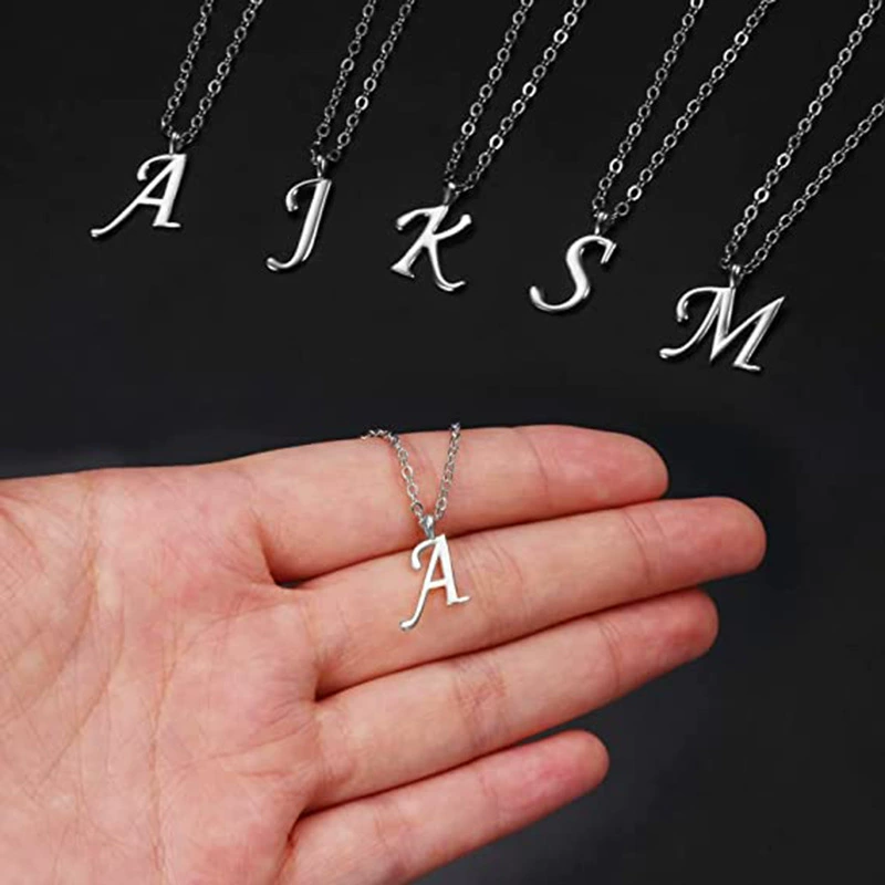 Звезда Amazon Горячая Европейская и американская мода дружба ожерелье из нержавеющей стали кулон 26 букв ключицы цепи оптом