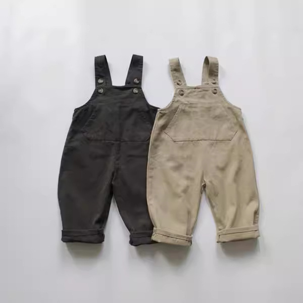 儿童背带裤2024年韩版宽松宝宝连体裤可调背带儿童裤