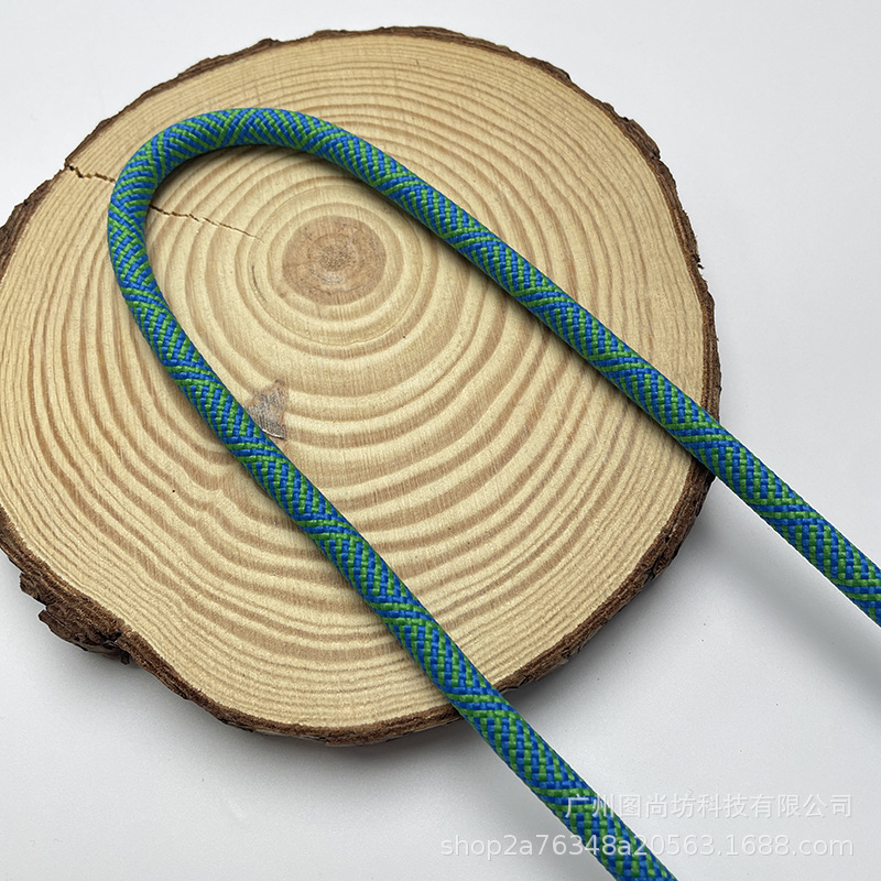 82 # 녹색과 파란색 Y 패턴