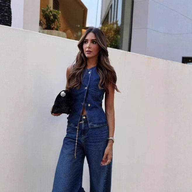 Conjunto de chaleco vaquero y pantalones de pierna ancha para mujer, estilo urbano de moda de verano 2025 con estampado 3D._voghion.com