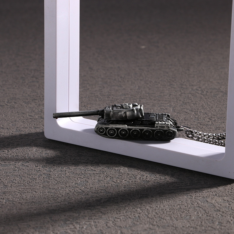 Heißer Verkauf WOT Welt Halskette Cartoon Mini Tank Männlichen Studenten Kreative Anhänger Spiel Peripherie_voghion.com
