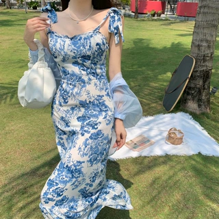 2023夏季新款吊带性感风长裙子法式气质收腰显瘦鱼尾碎花连衣裙女