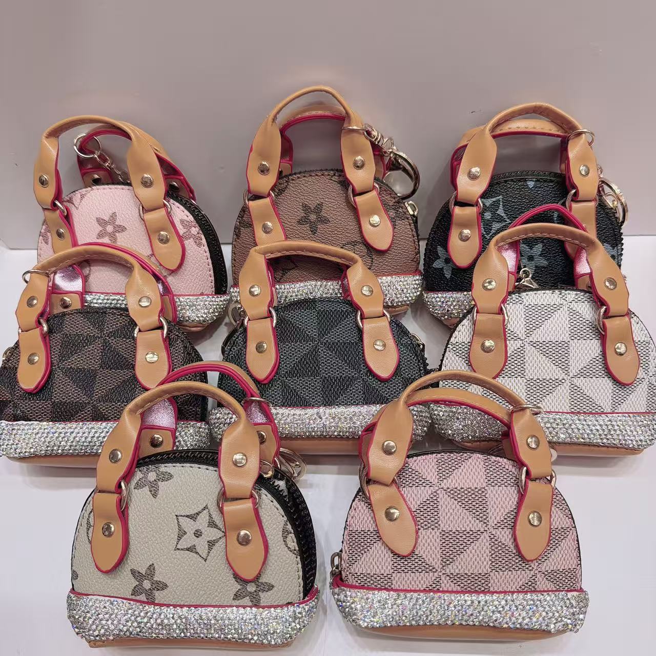 Mini monedero sobre rojo, bolso de concha para presbiterias, bolso para auriculares, llavero, bolso de tendencia creativa, colgante, joyería, moda