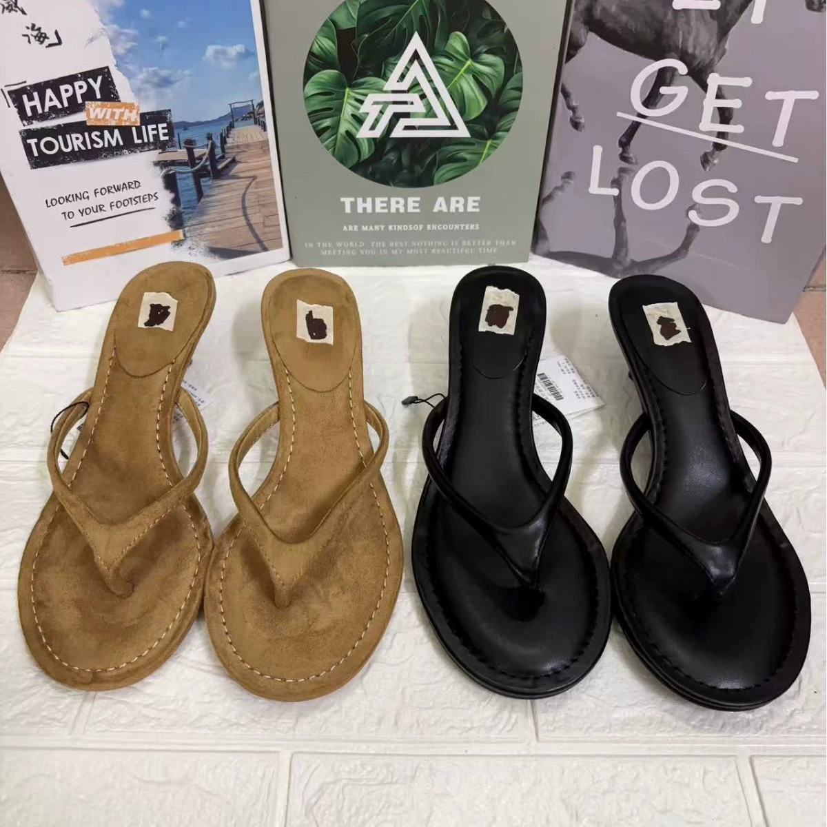 Z2025 Летние новые женские туфли Черный коричневый Cat с круглой головкой с ножками Повседневные сандалии женский A