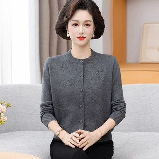 妈妈秋装优雅风针织开衫上衣中老年女装洋气百搭圆领毛衣外套50岁
