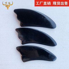 牛の角のスクレーパーの黒い花の羊の角の三角のスクレーパーの美容片の観光地区の露店のメーカーは牛の角の櫛を卸売りします。