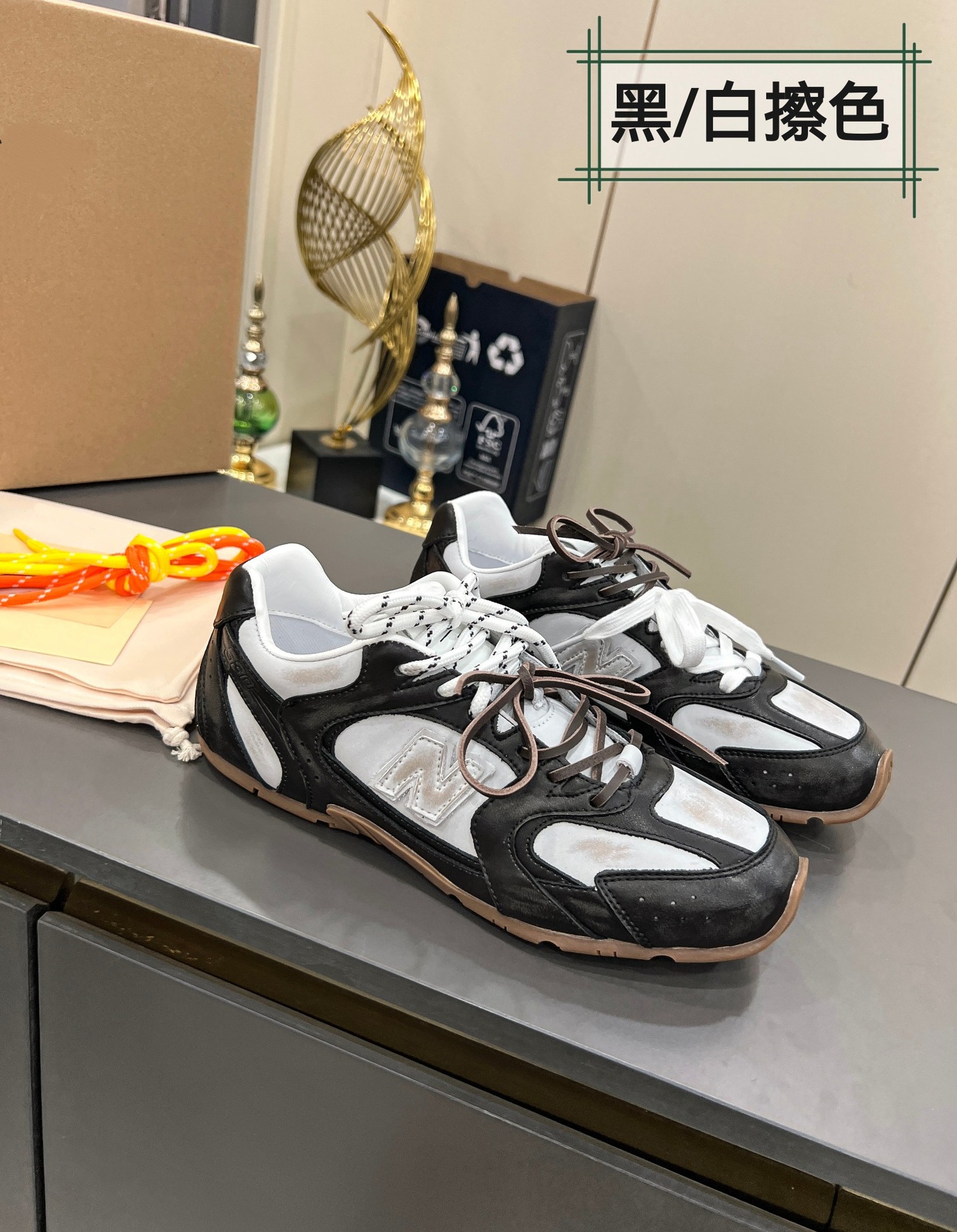 Zapatillas deportivas Agande de suela blanda y punta redonda, estilo casual y sencillo, con cordones bicolor de la marca Miaojia 530, estilo versátil para parejas.