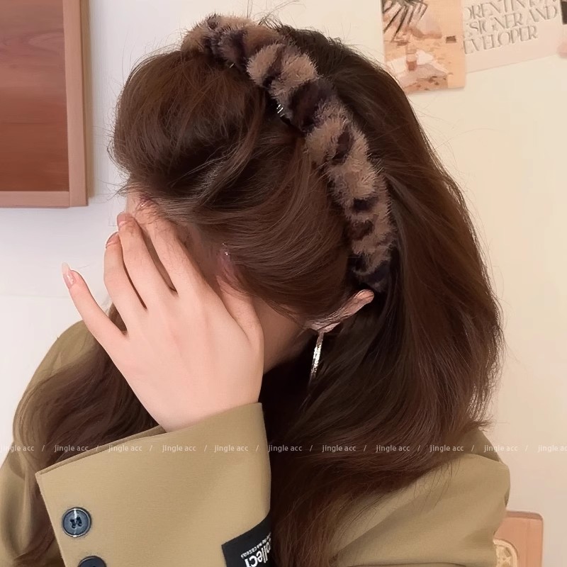 Retro estampado de leopardo coreano alto cráneo otoño invierno tocado de lavado de cara maquillaje pellizco pinza de pelo antideslizante tocado de mujer