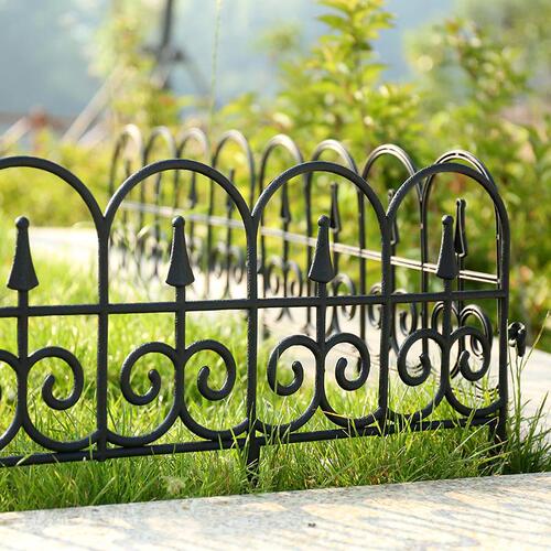 Universal European style plastic fence sheet garden outdoor pastoral fence wedding decoration fence fence export quality
