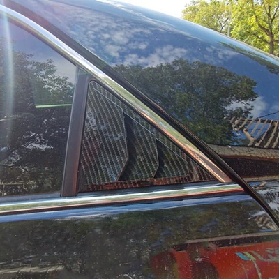 Şüşə kənarı xromları/moldingləri Models, Rear Triangle Window Air