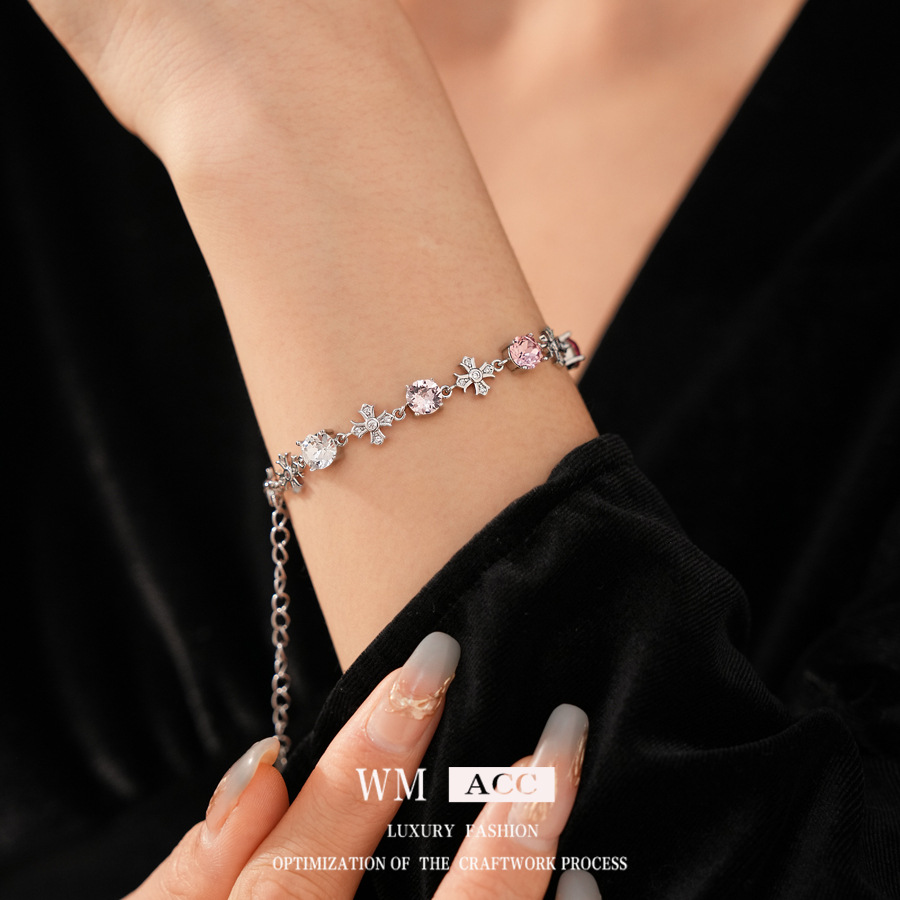 Viento frío Zircon Cruz pulsera redonda moda personalidad exquisita pulsera versátil lujo ligero de alta sensación joyas de mano para mujeres
