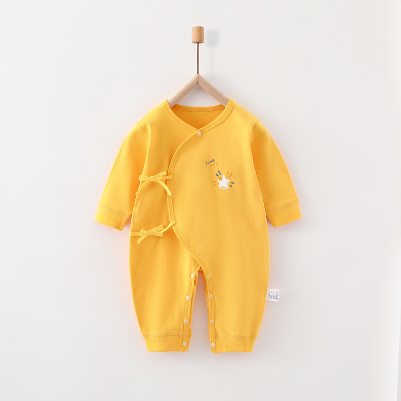 작은 노란색 별(나사형 점프수트) 1개