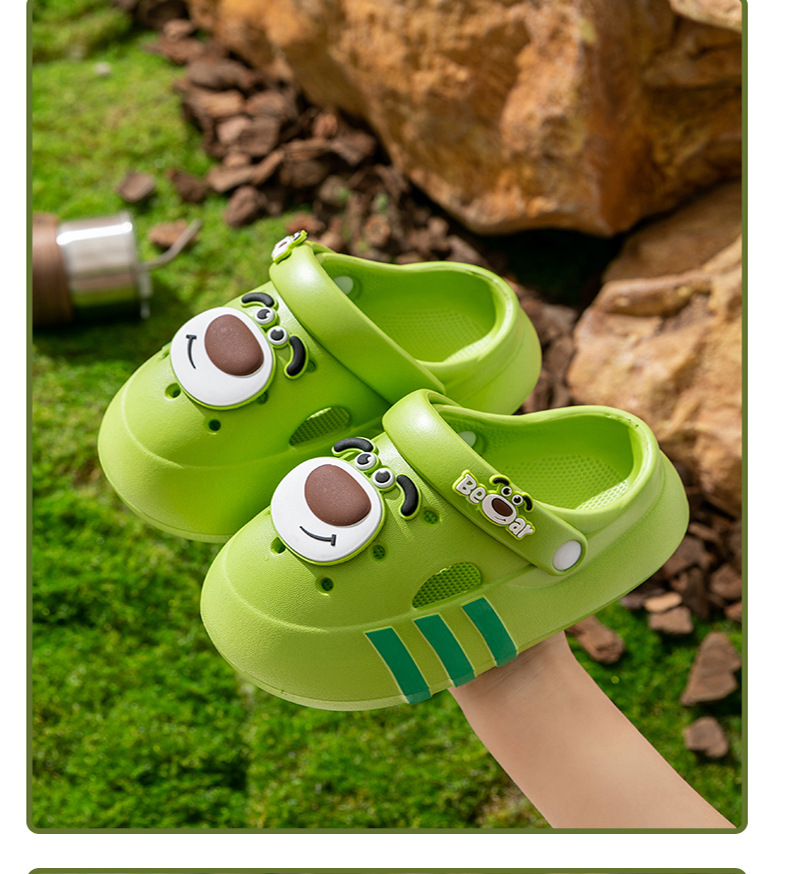 Niños de verano niñas interior zapatillas de baño para niños con base suave antideslizante dibujos animados EVA osos pequeños zapatos agujero