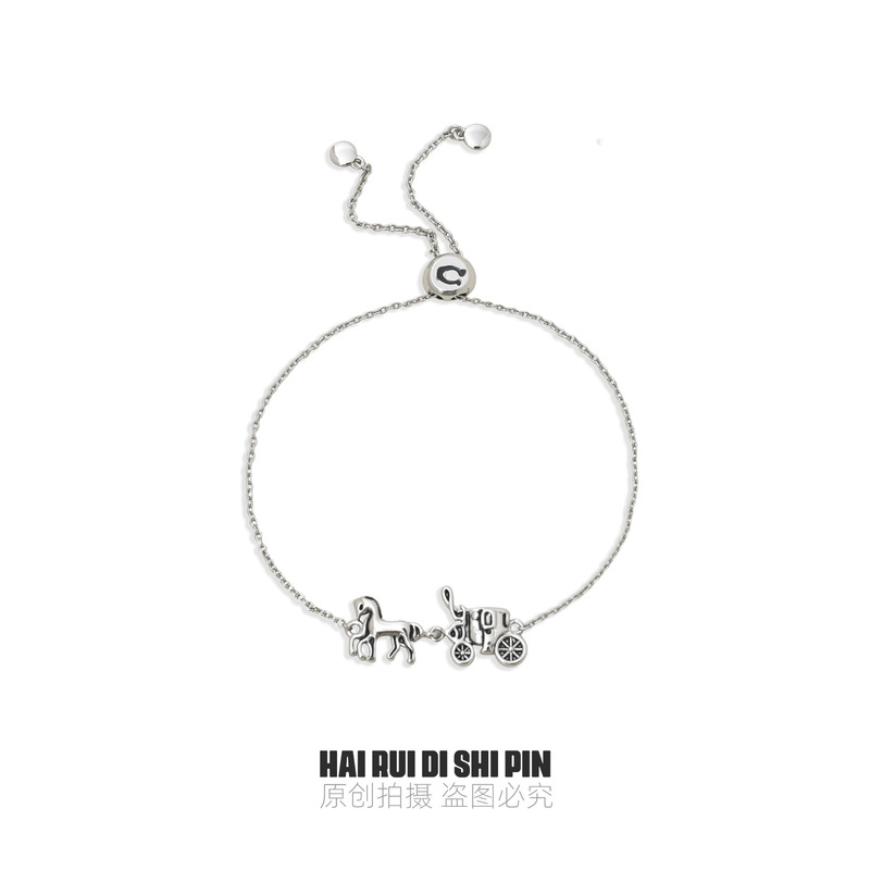 Qingdao Export Jewelry, European and American Niche Minimalist Style, Classic Bracelet with Horse-Drawn Carriage Design, Versatile Accessory Bracelet