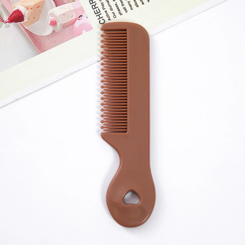 Cute small children's brush, simple and elegant design