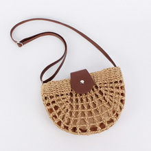 一件代发新款简约休闲单肩手工编织包镂空半圆海边度假沙滩女士包