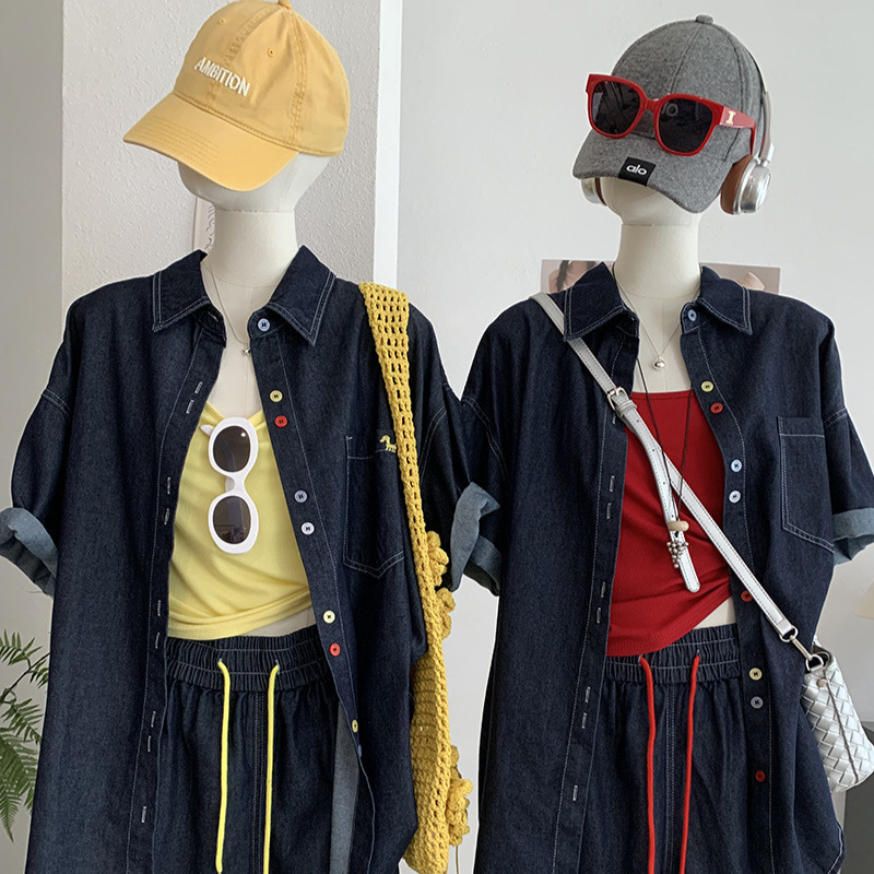 Kekezoon Lapel Color-Buttoned Embroidered Short-Sleeved Denim Shirt + Suspenders + Wide-Leg Shorts Three-Piece Set for Women 8092 Kekezoon Lapel Color-Buttoned Embroidered Short-Sleeved Denim Shirt + Suspenders + Wide-Leg Shorts Three-Piece Set for Women 8092
