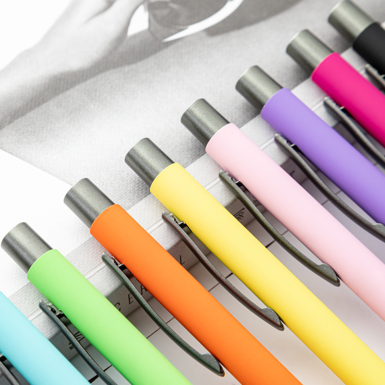 New Pressurized Glue Pen Wholesale Office Student Stationery Advertising Gift Pen with Logo Printing Metal Ballpoint Pen