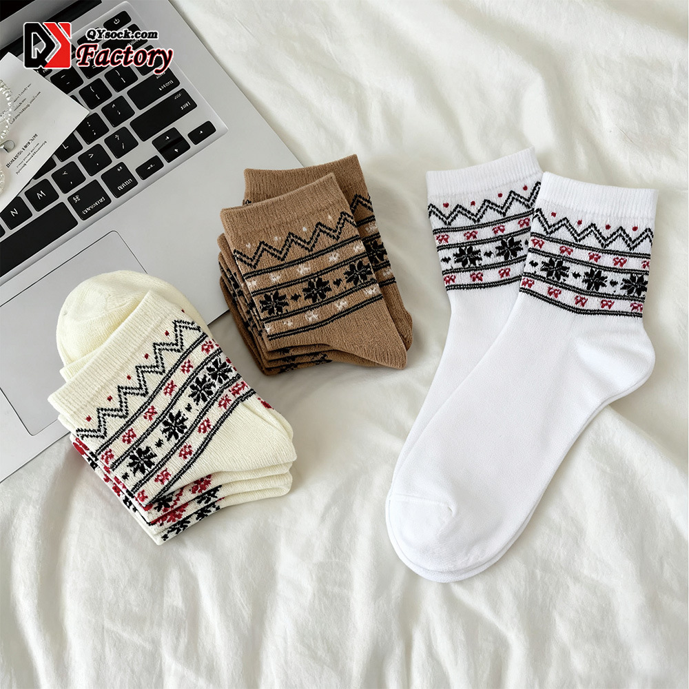 ԭ������＾��������Ů�ﶬ���Ѷ���ѩ��Ů��Ͳ���Լ�ٴ�ѧԺ��