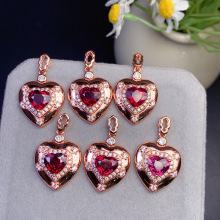 纯天然镁铝石榴石吊坠极品美艳镁铝石榴石s925纯银精工镶嵌，主石