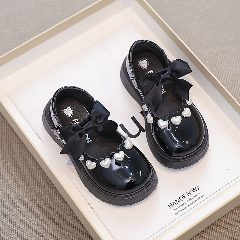 Zapatos de princesa de arco de niña espectáculo de zapatos de cuero negro de primavera y otoño de 2025 chicas amor Mary zapatos de moda rara