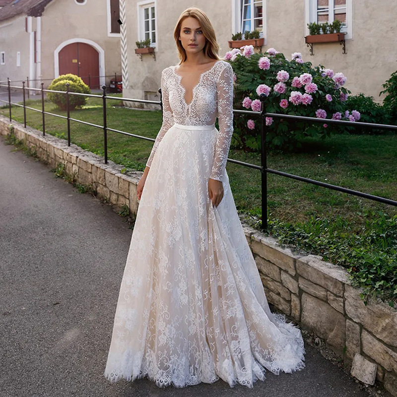 Cross-Border Light Wedding Dress, Sexy Backless V-Neck Long-Sleeve White Lace Wedding Dress, Elegant Engagement and Wedding Gown Cross-Border Light Wedding Dress, Sexy Backless V-Neck Long-Sleeve White Lace Wedding Dress, Elegant Engagement and Wedding Gown