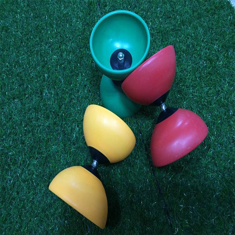 Principiante adecuado para eje fijo Diabolo novato duradero resistente a la caída Diabolo multi-color Rattle cuenco de cuero Diabolo