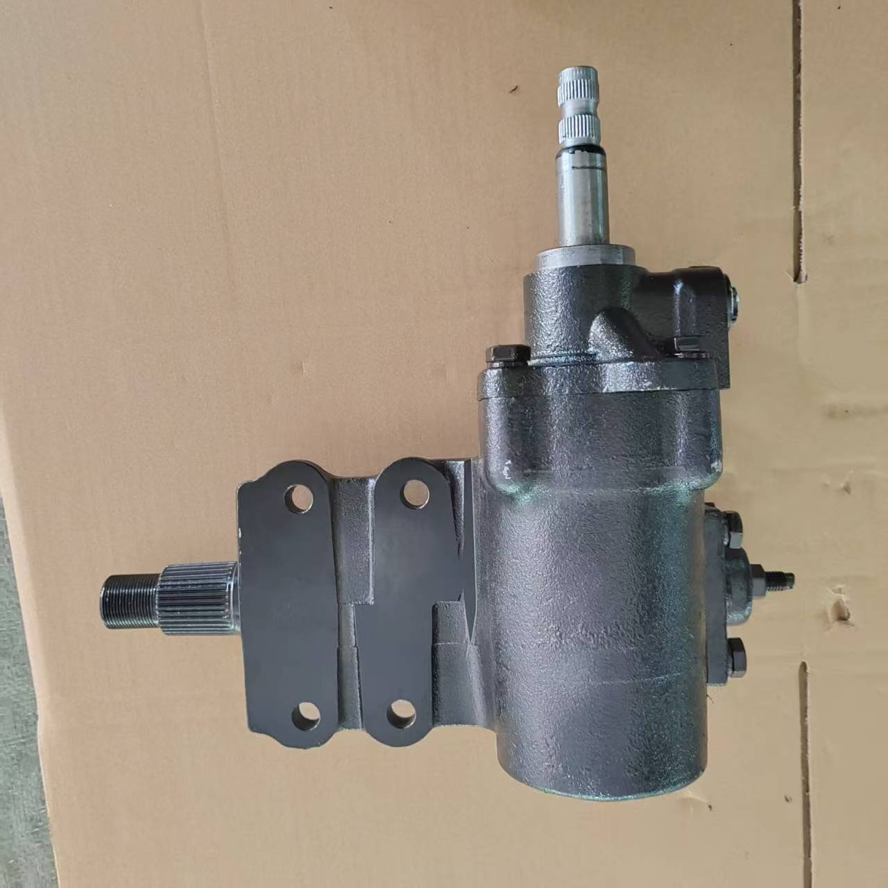49200Vb000 49200Vs40A Suitable for Nissan Patrol Y61 Steering Gear Left-Hand Drive