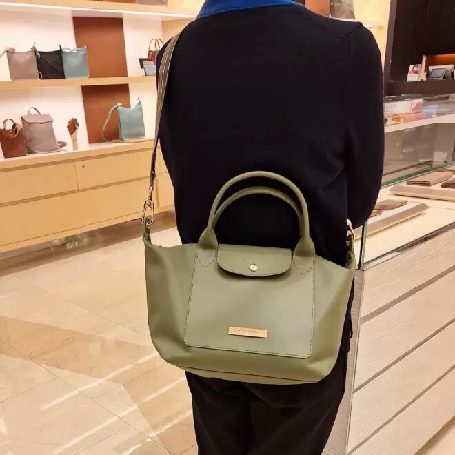高品質の新しい月桂樹グリーン牛革ステッチ餃子バッグポータブルクロスボディミニ小さなワイドショルダーストラップレディースバッグ|undefined