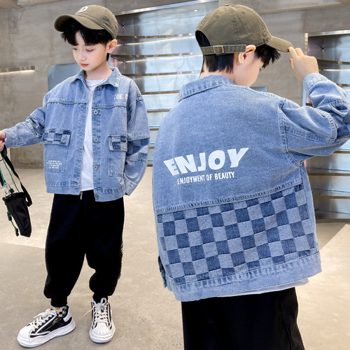 Stylish unisex children's spring jackets for kids, with a trendy and cool design, perfect for fashion-forward children.