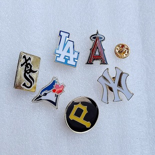 Baseball Badge Boston Red Sox New York Yankees Los Angeles Dodgers Metal Badge Button Brooch Magnet