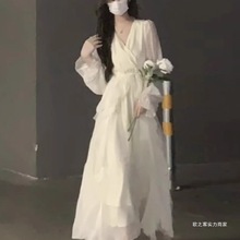 温柔风白色连衣裙仙女超仙高级感法式气质海边度假长袖裙子春秋款