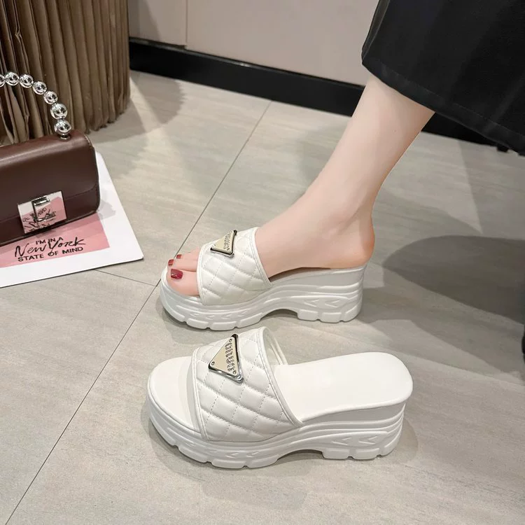 Слайды, тапки, универсальная пляжная обувь для отдыха, стиль Chanel