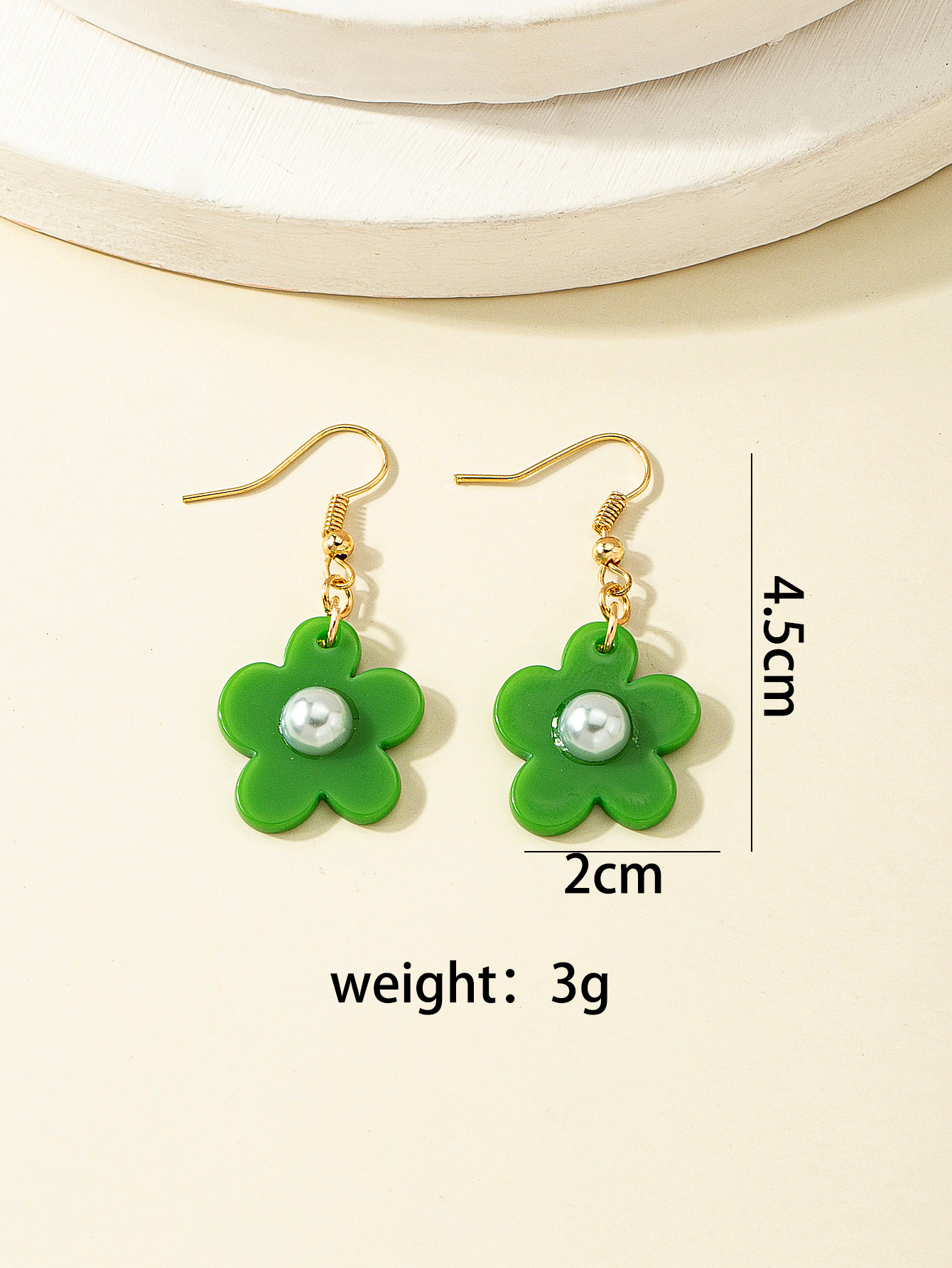 Simple Style Green Flower Pearl Pendant Resin Earrings display picture 1
