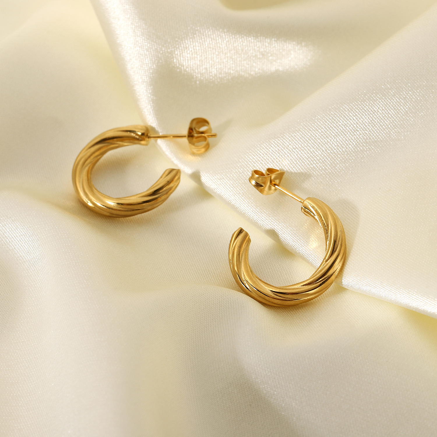 Gold-plated Stainless Steel Twisted C-shaped Hoop Earrings display picture 6