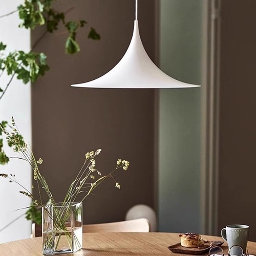 丹麦设计师喇叭吊灯北欧极简创意餐厅灯现代简约包豪斯吧台岛台灯