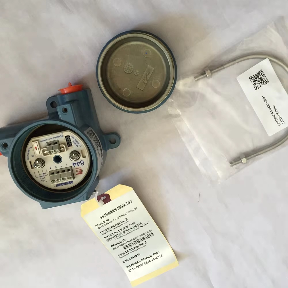 44 temperature transmitter ,4-20mA head mounted temperature