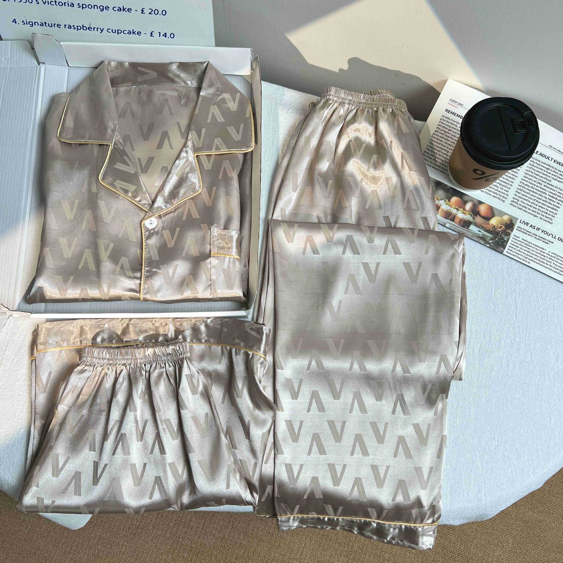 2025 New Three-Piece Pajamas Set for Men, Spring and Summer Ice Silk Long-Sleeved Pajamas, Summer Men's Thin Home Clothes That Can Be Worn Outside