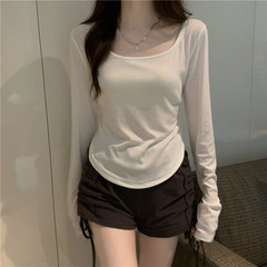 長袖のtシャツの女性の春秋の新型の潮insの不規則な修身の学生のカジュアルな短い上着の少女の底のシャツ
