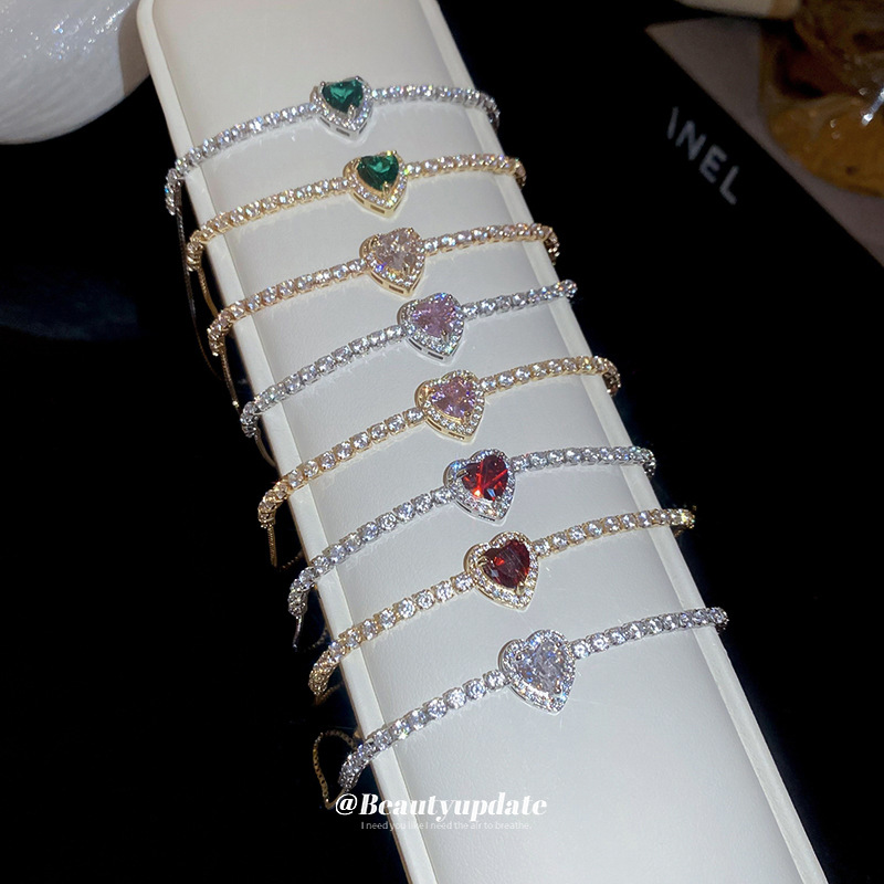 2025 nueva pulsera de diseño de amor de diamantes de color pulsera de moda exquisita ins joyería de alta calidad de lujo ligero al por mayor