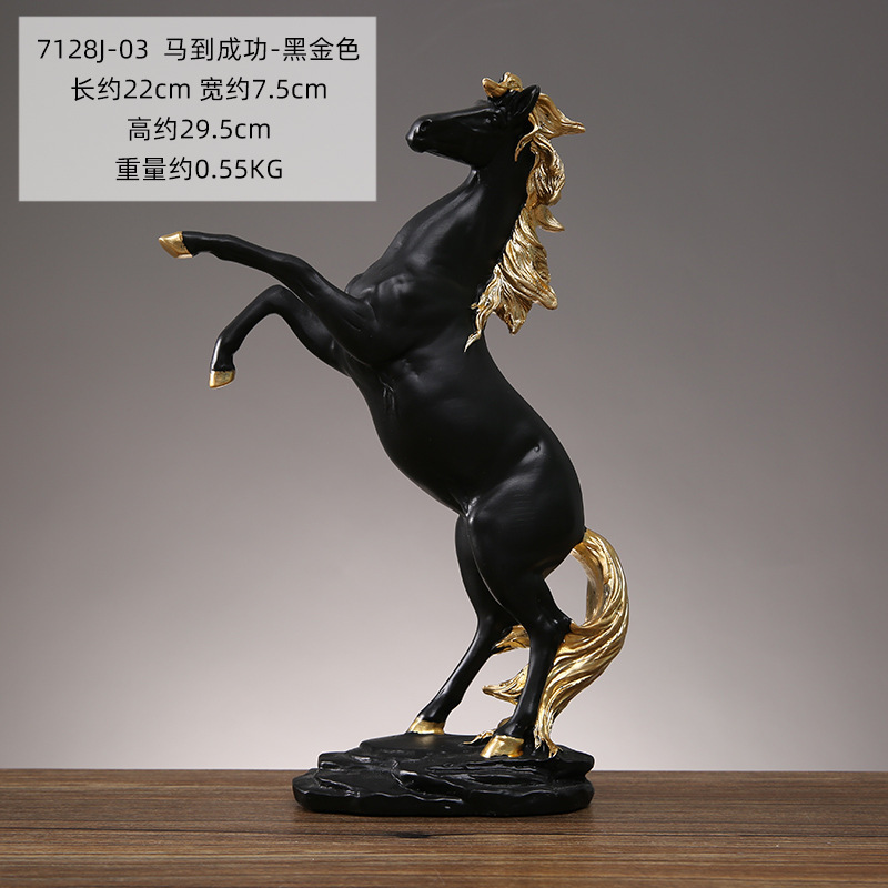 Horse to success-black