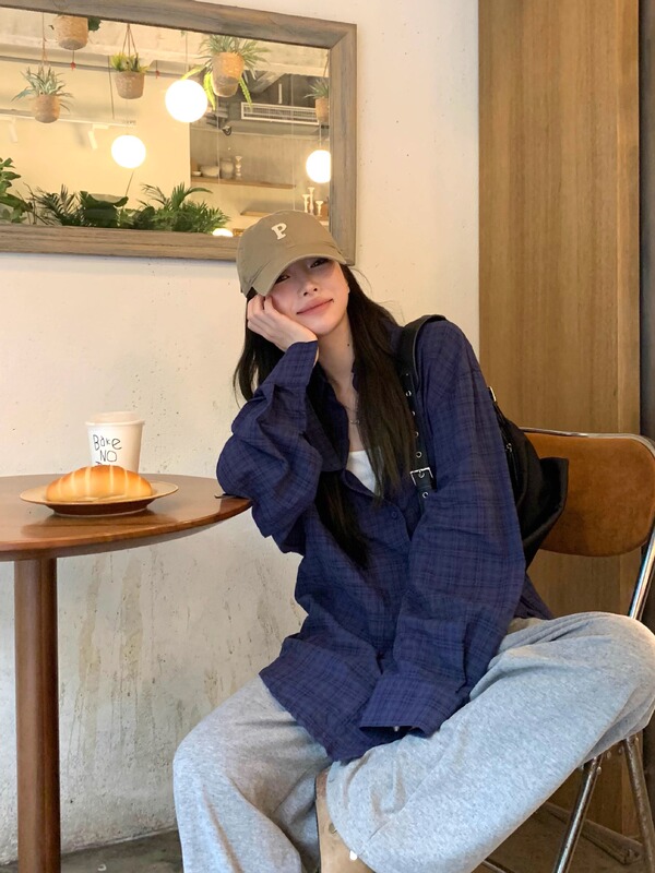 韩系复古深蓝格纹衬衫女春夏宽松休闲外套百搭港味慵懒设计感衬衣|undefined